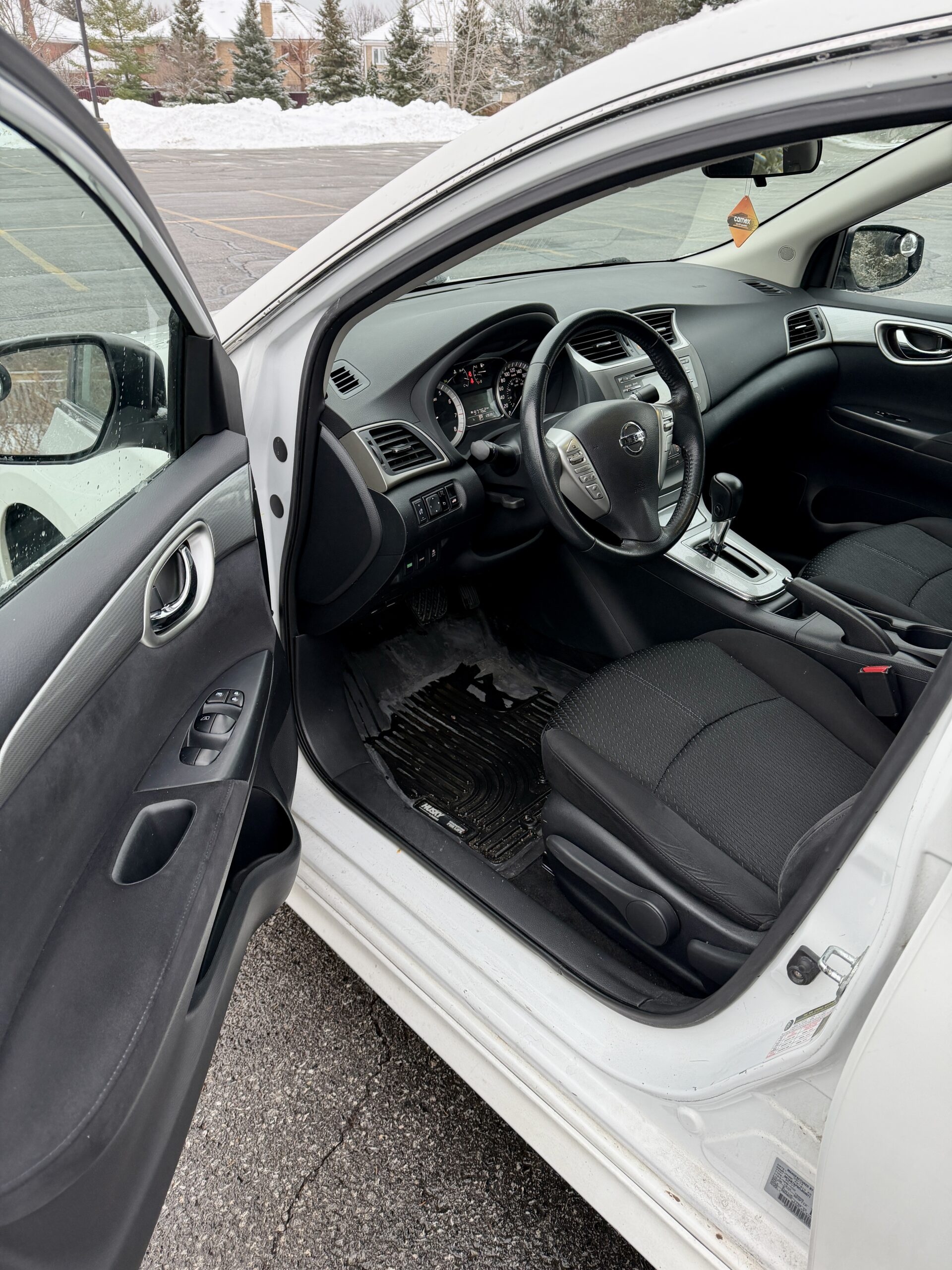 2014 Nissan Sentra 4dr Sdn CVT