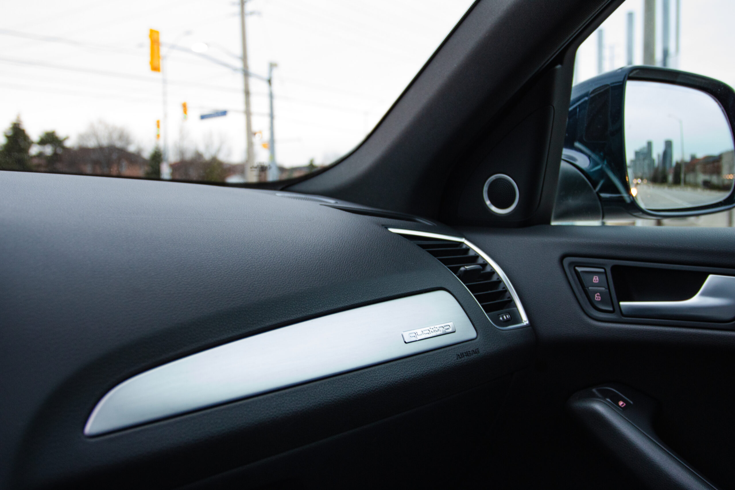 2011 Audi Q5 3.2L Premium S-line quattro