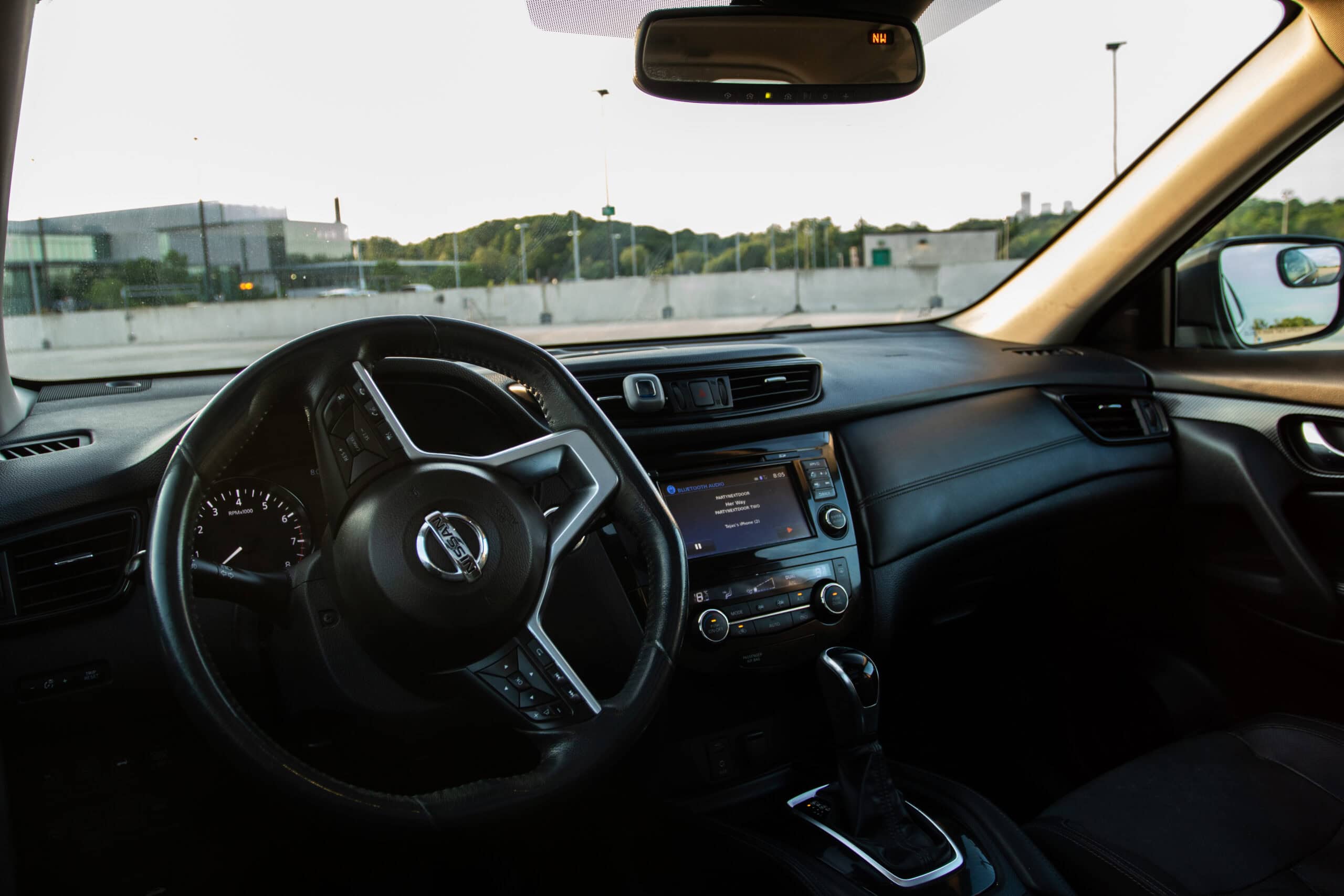 2017 Nissan Rogue SL AWD Platinum